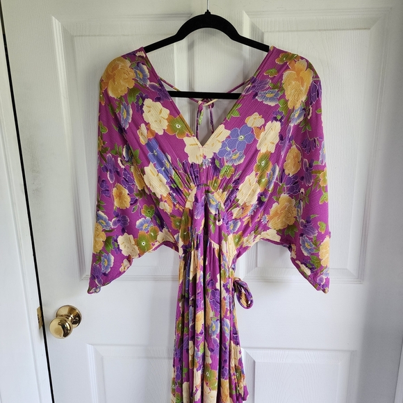 Floral Kimono Dress - Picture 1 of 7